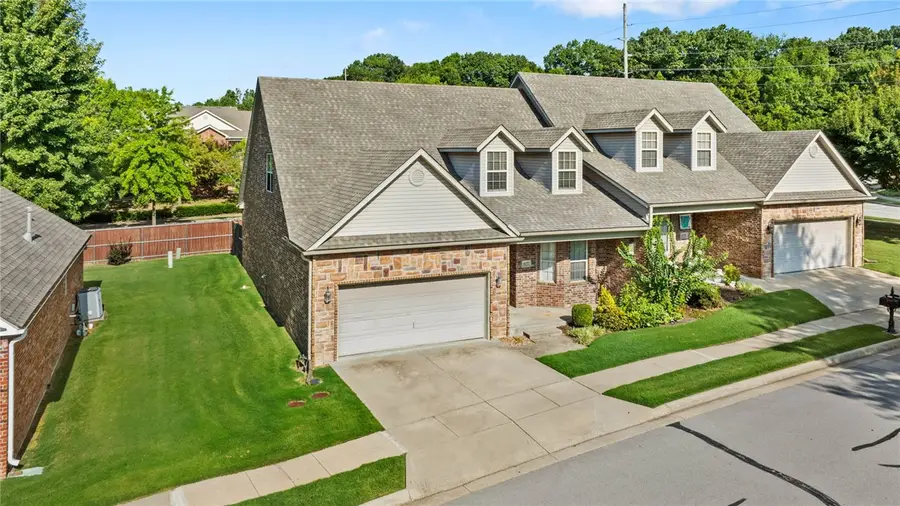 4177 N Meadow View Drive, Fayetteville, AR 72703 - #3