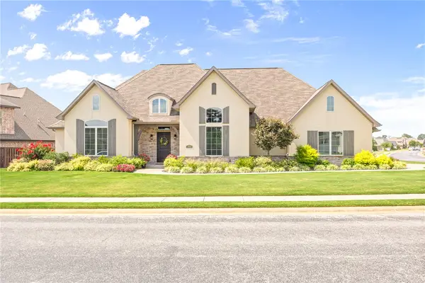 500 Oakleaf Trail, Centerton, AR 72719