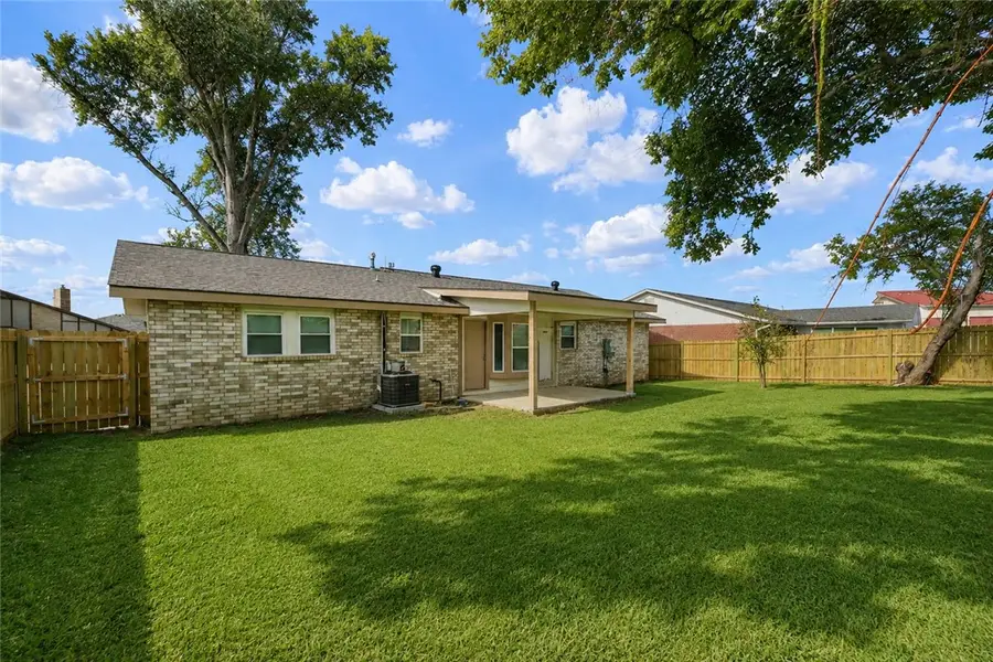 1312 Wood Street, Rogers, AR 72756 - #2