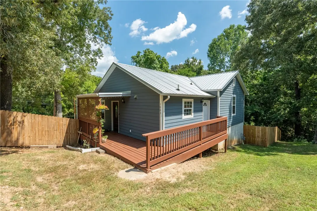 1003 S Walnut Street, Harrison, AR 72601 - #1