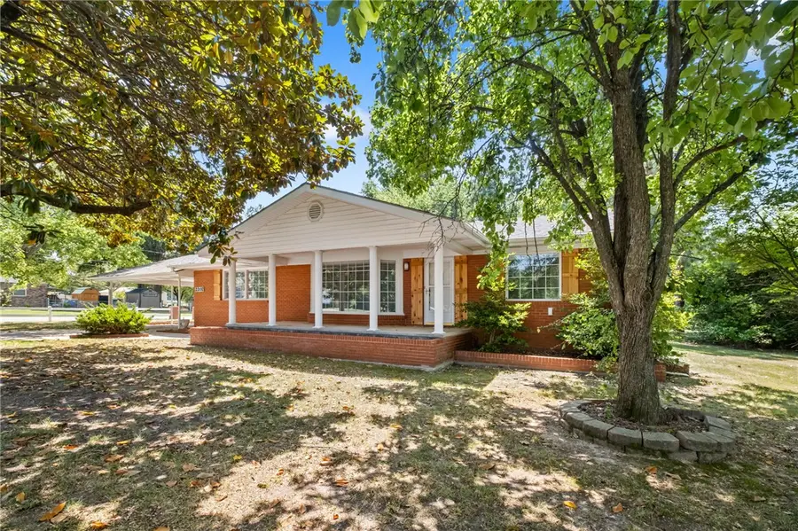 2202 University Street, Siloam Springs, AR 72761 - #2