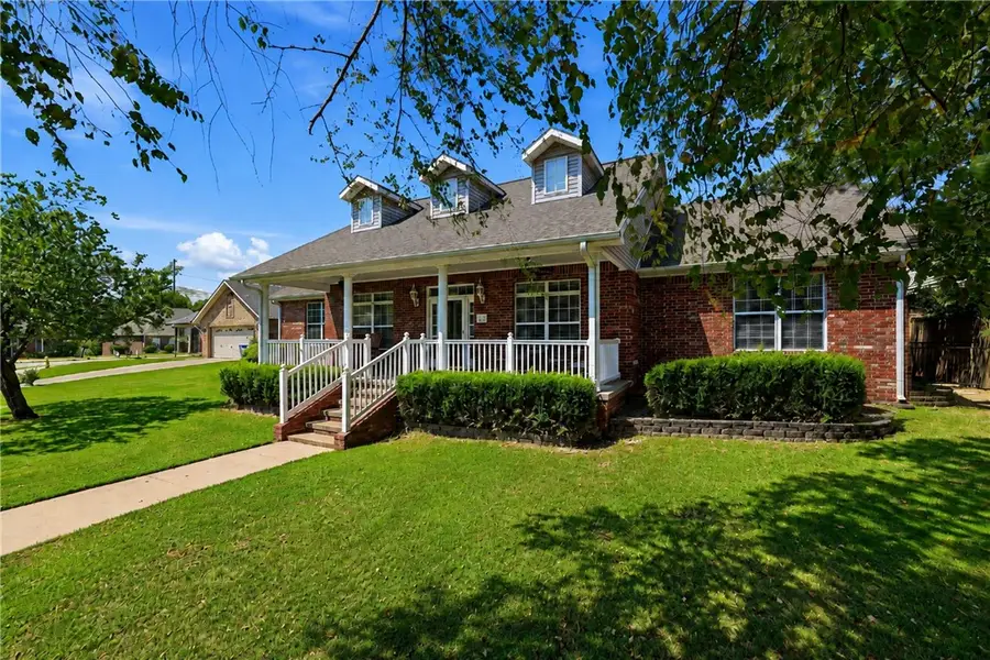 3007 Cortney Circle, Siloam Springs, AR 72761 - #3