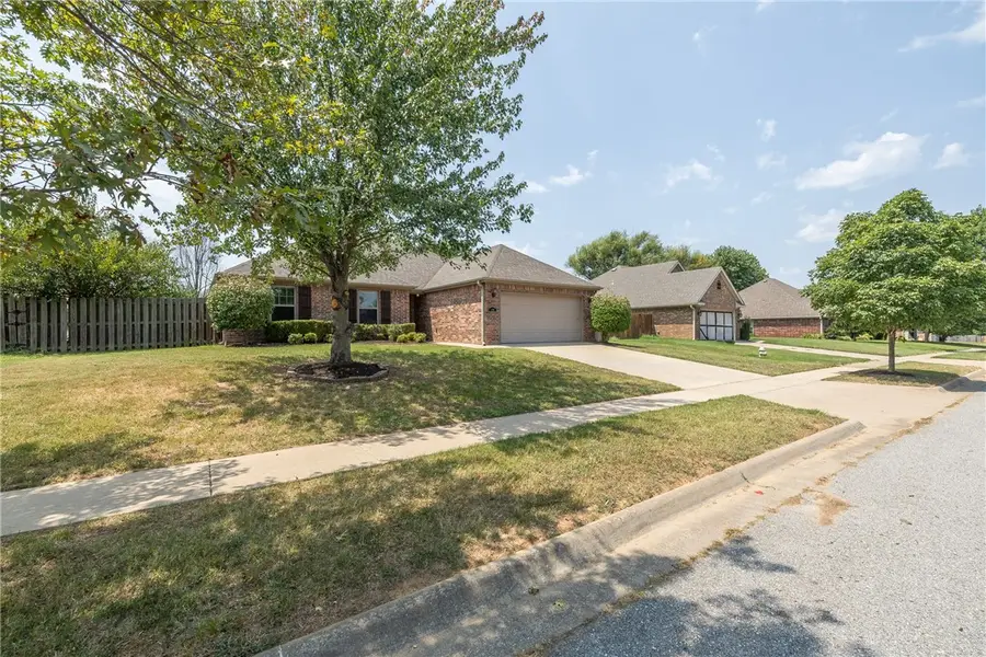 1541 N Corsica Drive, Fayetteville, AR 72704 - #2