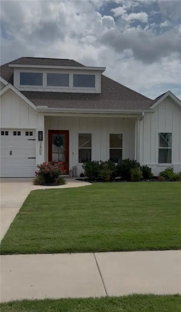 2805 S 20th Place, Rogers, AR 72758