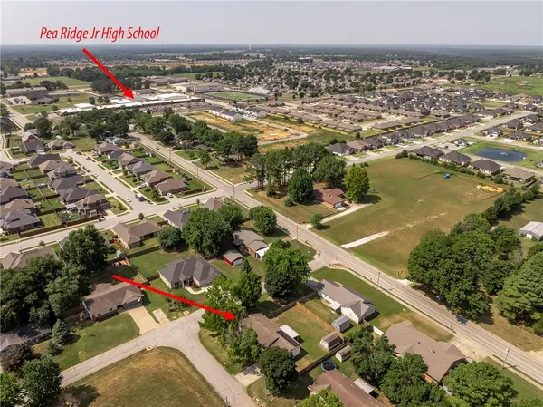 2065 Chapman Lane, Pea Ridge, AR 72751