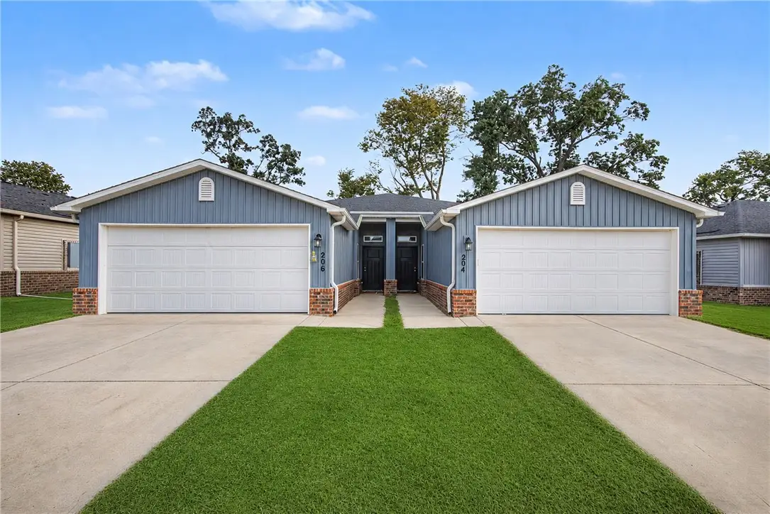 204 & 206 NW 67th Avenue, Bentonville, AR 72713 - #1