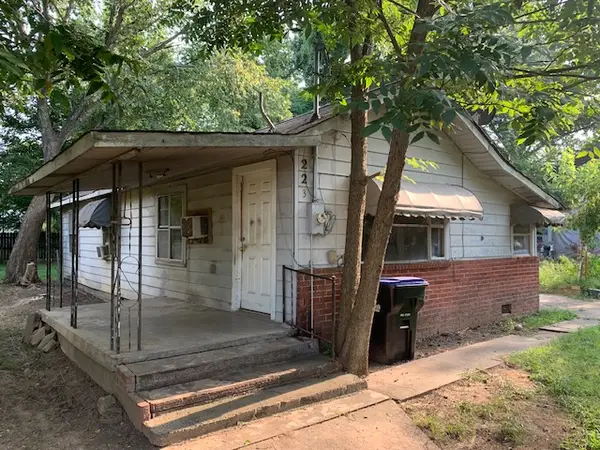 223 Locust Street, Alma, AR 72921