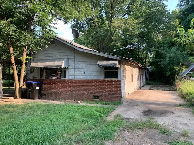 223 Locust Street, Alma, AR 72921 - #2