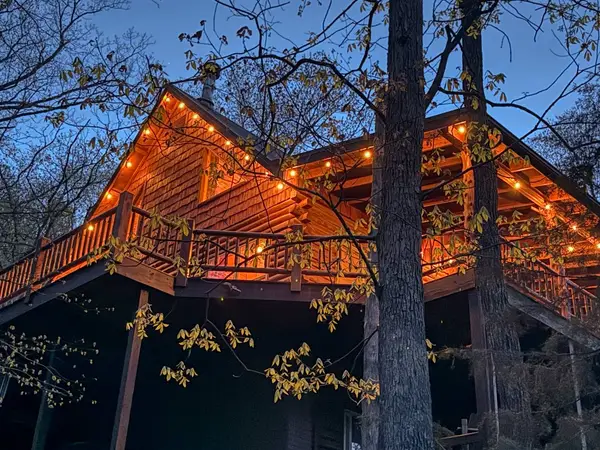 446 Lakeside Road, Eureka Springs, AR 72631