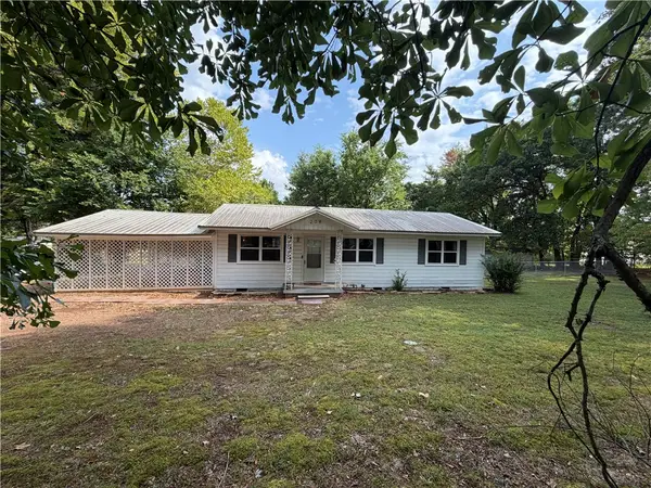 208 Cr 3510, Clarksville, AR 72830