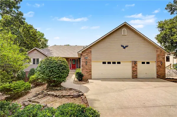 72 Mckenzie Drive, Bella Vista, AR 72715