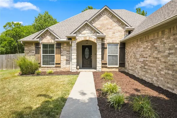 3672 Mountain View Drive, Fayetteville, AR 72704
