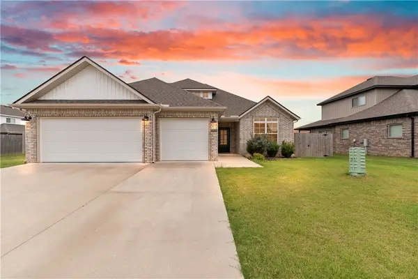 1161 Flat Rock Street, Centerton, AR 72713