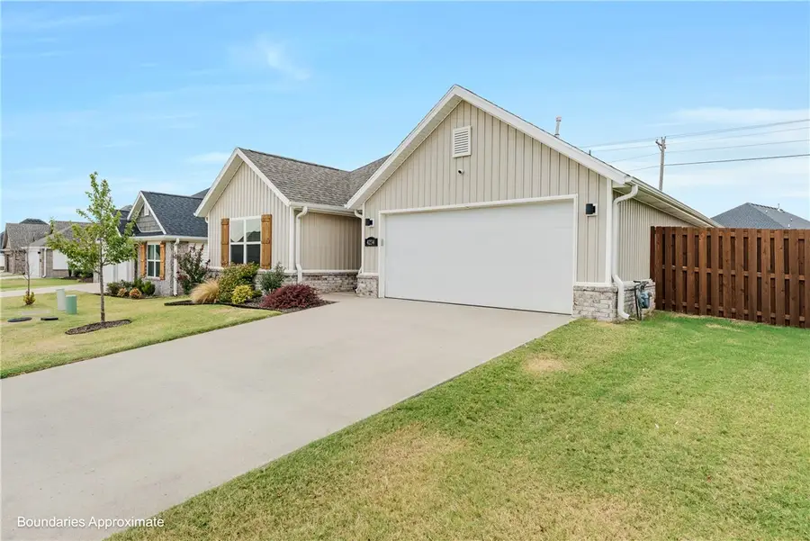 4234 W Buckaroo Street, Fayetteville, AR 72704 - #3