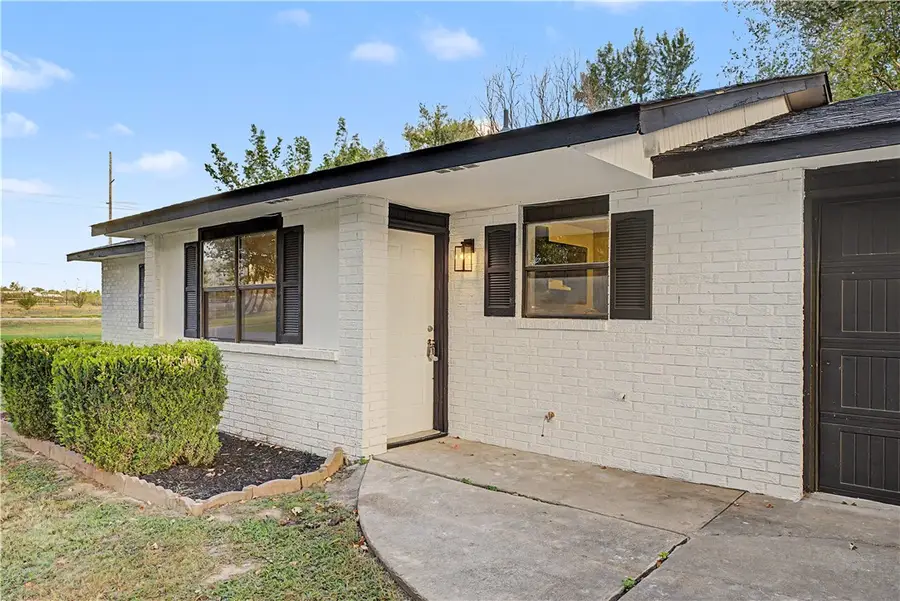 1004 SE 11th Street, Bentonville, AR 72712 - #3