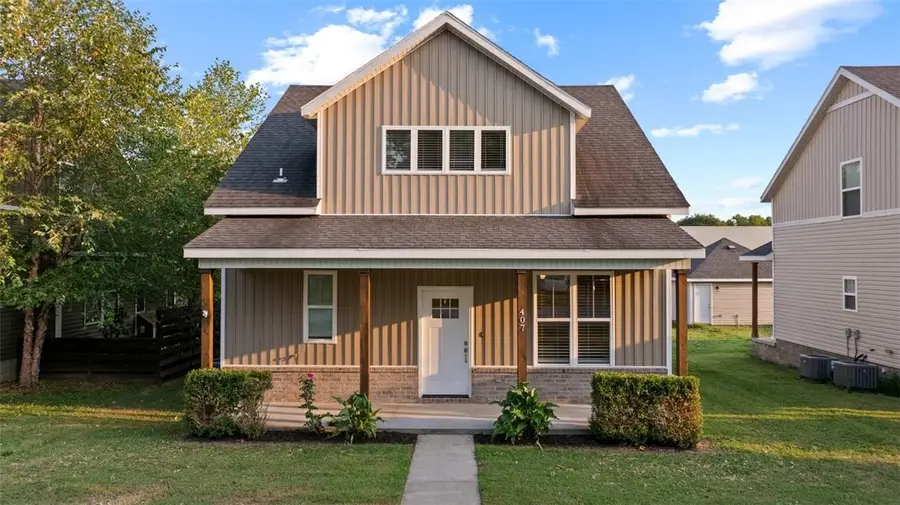 407 SE Birmingham Street, Gravette, AR 72736 - #2