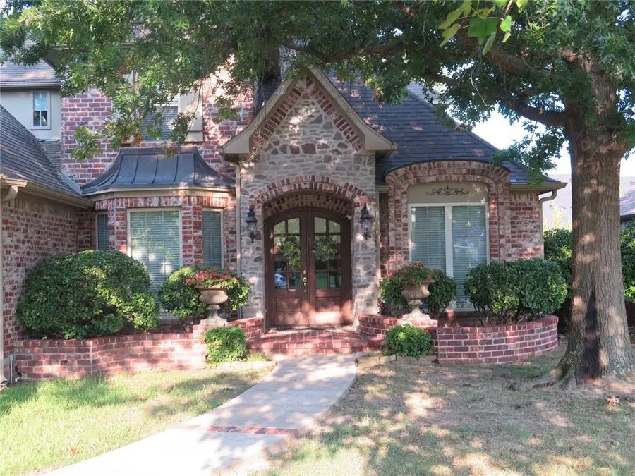 5401 S 44th Street, Rogers, AR 72758 - #2
