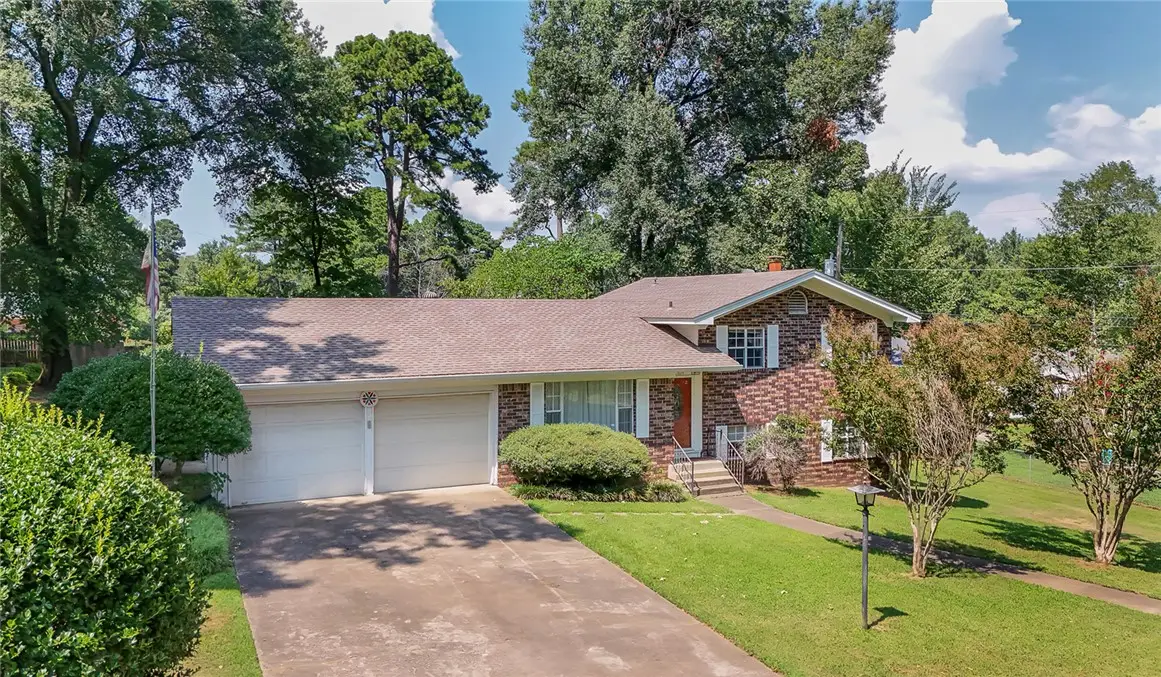 2504 W 2nd Lane, Russellville, AR 72801 - #1