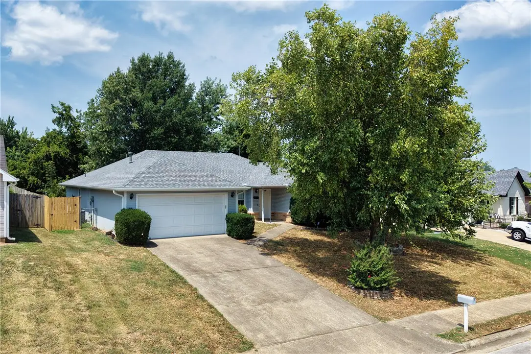 1706 S 20th Street, Rogers, AR 72758 - #1