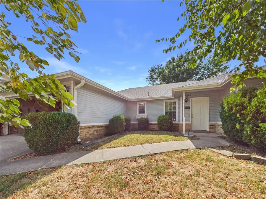 1706 S 20th Street, Rogers, AR 72758 - #2