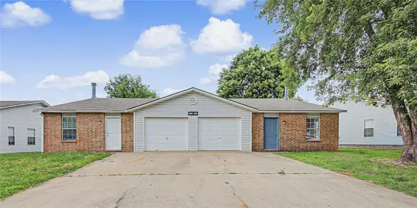 4394 & 4396 W Thrasher Drive, Fayetteville, AR 72704