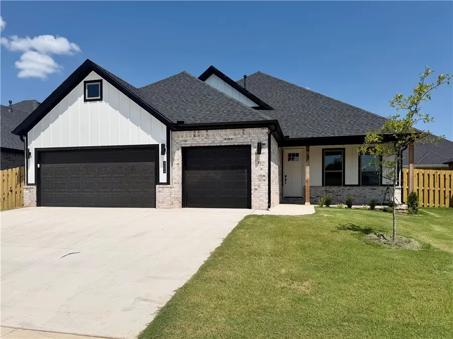 2104 Silk Street, Pea Ridge, AR 72751 - #2