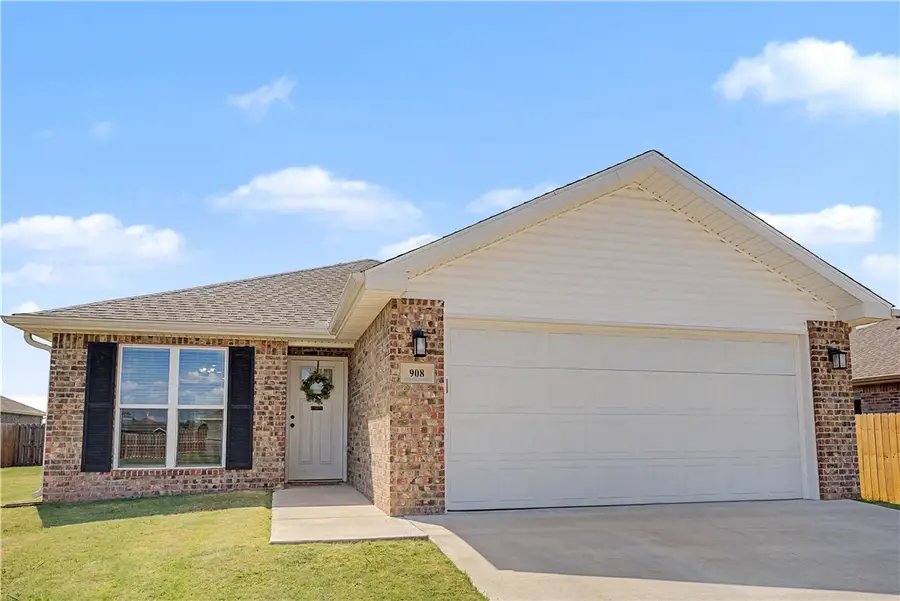 908 Green Heron Lane, Siloam Springs, AR 72761 - #2