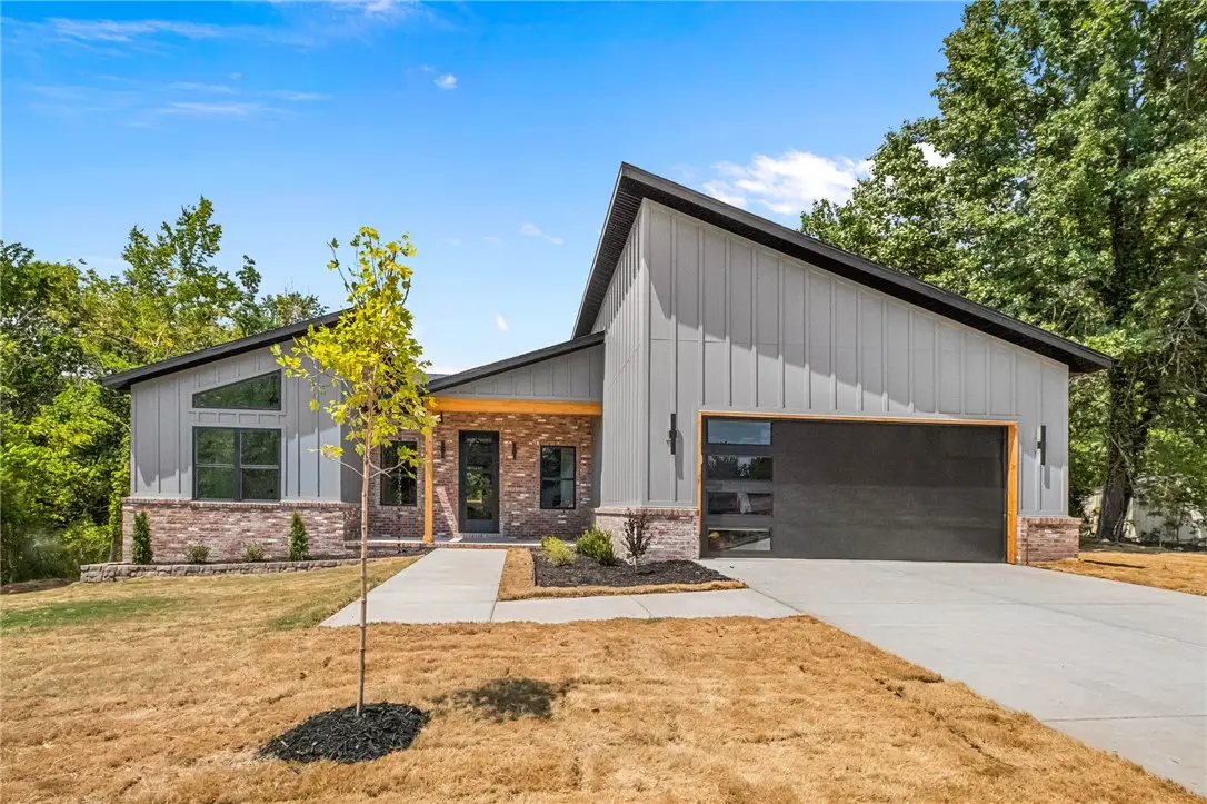 2 Hemel Lane, Bella Vista, AR 72714 - #1