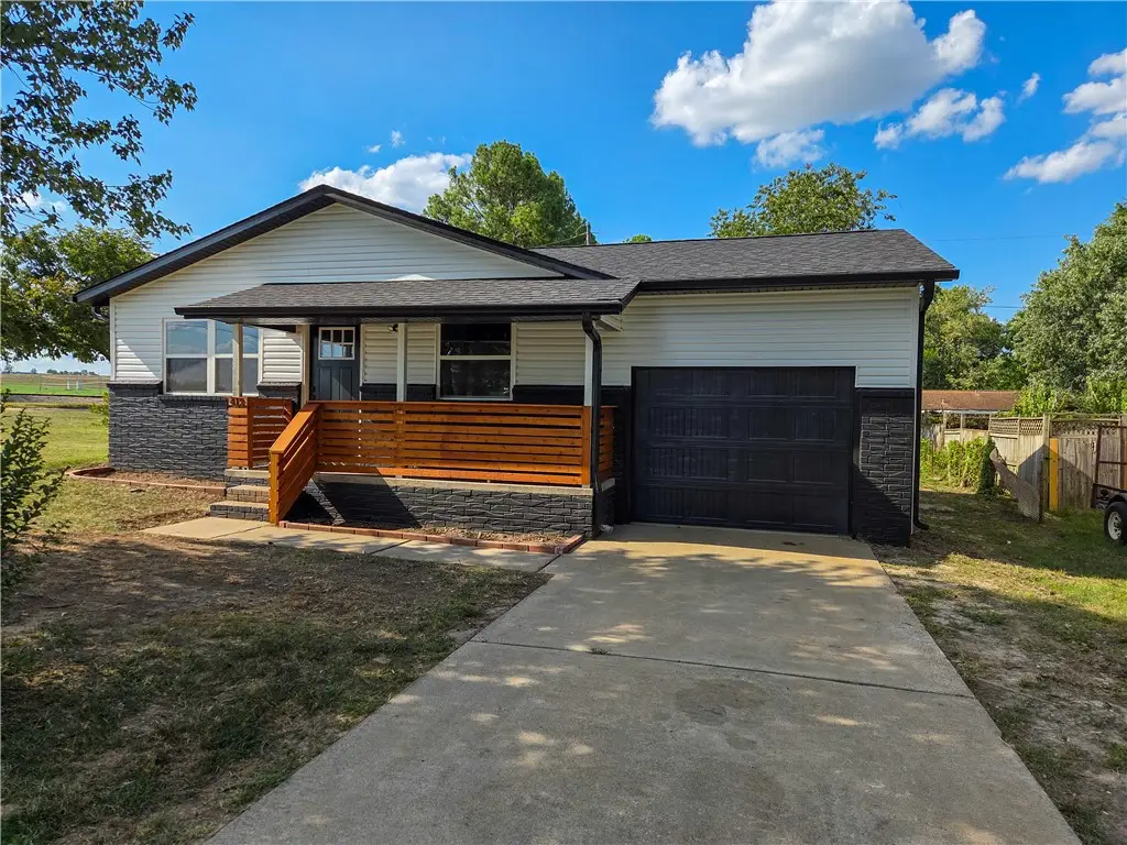 412 Swallow Circle, Fayetteville, AR 72704 - #1