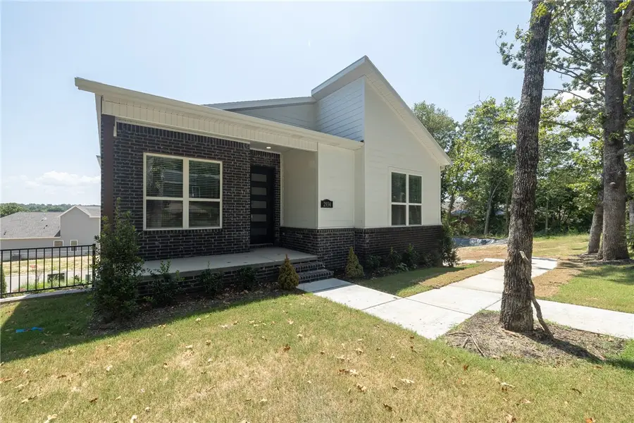 2934 N Old Wire Road, Fayetteville, AR 72703 - #2
