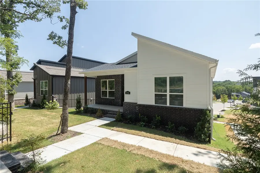 2934 N Old Wire Road, Fayetteville, AR 72703 - #3