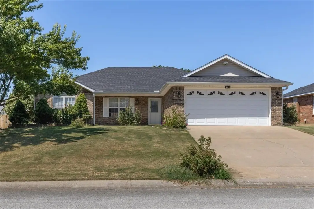 501 Spicewood Trail, Centerton, AR 72719 - #1