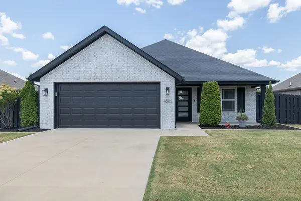 4502 W Barhem Drive, Fayetteville, AR 72704
