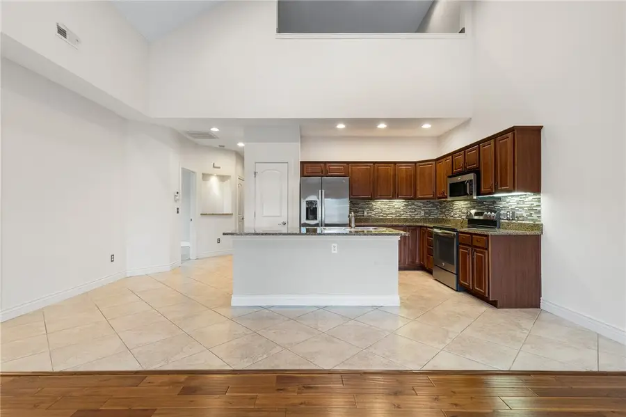 130 Lugano Lane, Hollister, MO 65672 - #3