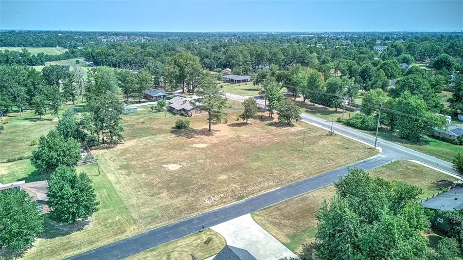 1706 S Osage Road, Rogers, AR 72758 - #2