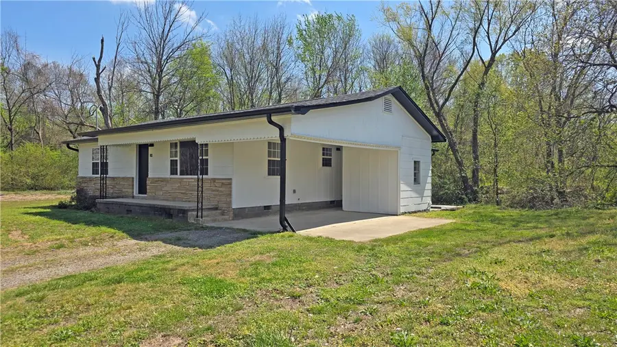 304 SE 2nd Street, Atkins, AR 72823 - #2