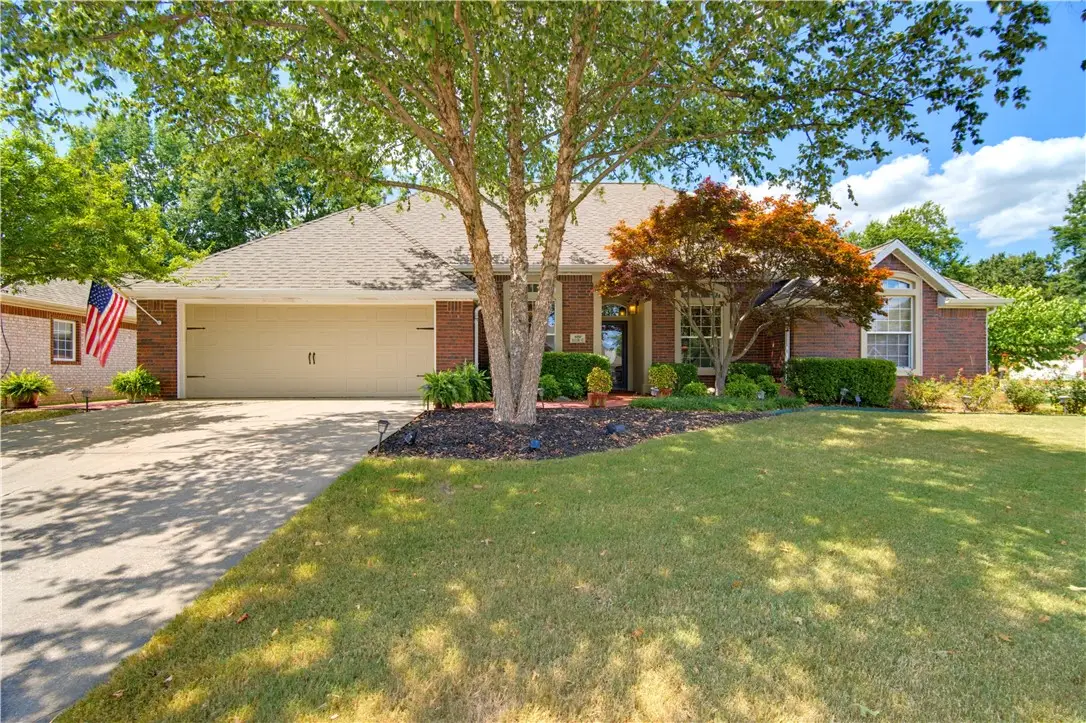 600 Baylor Street, Bentonville, AR 72712 - #1