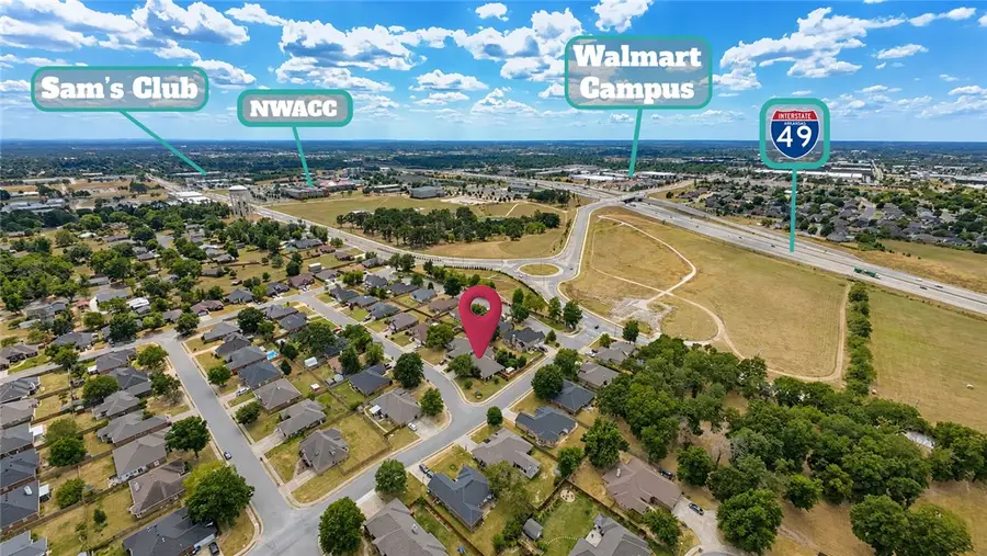 600 Baylor Street, Bentonville, AR 72712 - #2