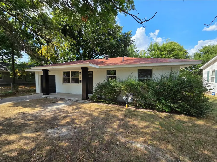 404 Hart Avenue, Springdale, AR 72764 - #3