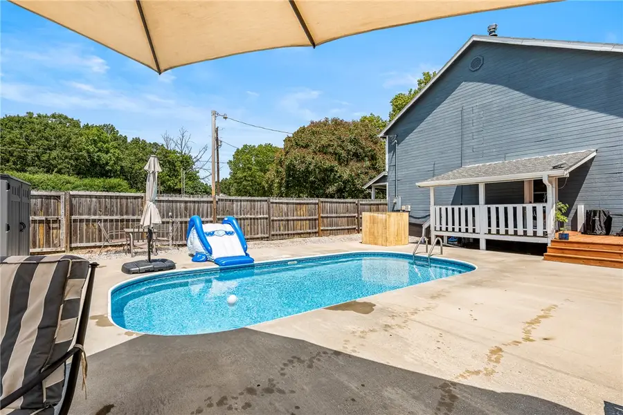 8557 Manor Drive, Bentonville, AR 72712 - #2