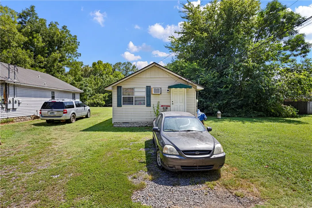 220, 222, 224, & 226 E J Street, Russellville, AR 72801 - #1