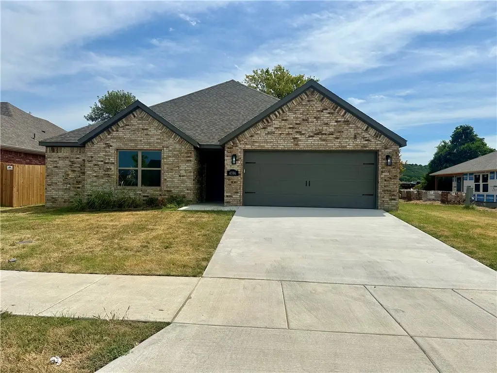 4596 W Triangle Street, Fayetteville, AR 72704 - #1