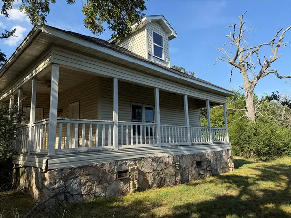 15 First Street, Norfork, AR 72658