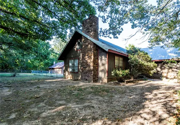 13301 Big Red Lane, Gentry, AR 72734