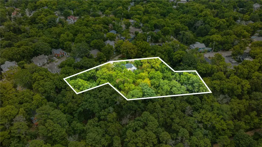 48 White Street, Eureka Springs, AR 72632 - #2