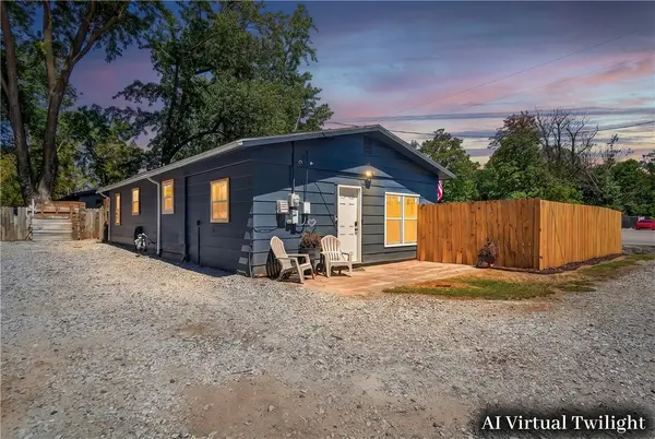 403 SW 1st Avenue, Gravette, AR 72736