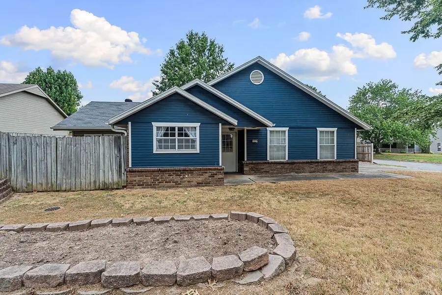 1600 S 26th Place, Rogers, AR 72758 - #2