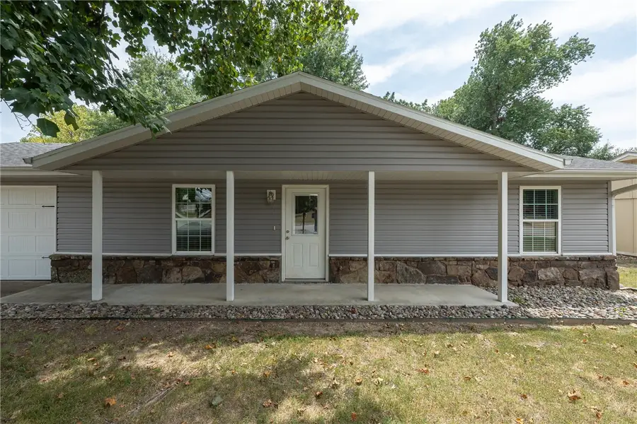 2705 Meadowlark Drive, Fayetteville, AR 72704 - #2