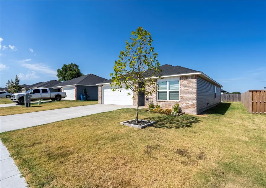 1533 Ace Avenue, Gentry, AR 72734 - #2