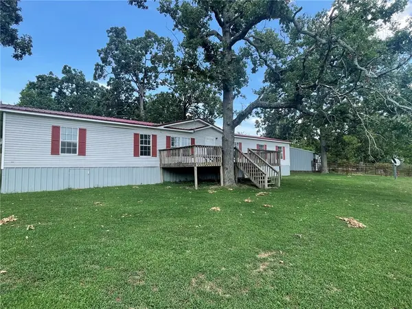 111 Farwell Drive, Eureka Springs, AR 72631